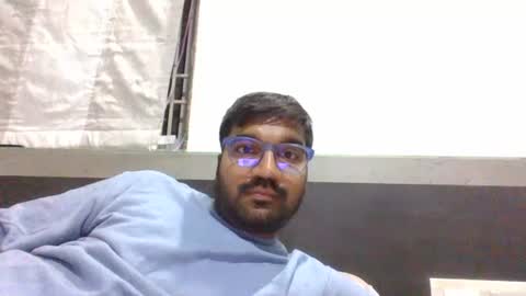 Snapshot of ptl1711 chatting on 02/28/25, 03:04 ptl1711 online show from 02/28/25, 03:04