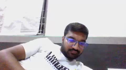 Snapshot of ptl1711 chatting on 11/02/25, 02:30 ptl1711 online show from 11/02/25, 02:30