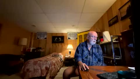 Snapshot of ptyhosefetish chatting on 11/29/25, 12:08 ptyhosefetish online show from 11/29/25, 12:08