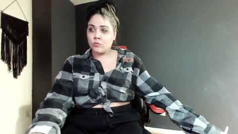 Krystle online show from 01/20/25, 03:04