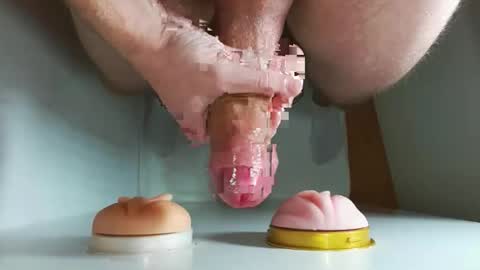 Snapshot of pude90 chatting on 10/01/25, 06:19 PuDe90 online show from 10/01/25, 06:19