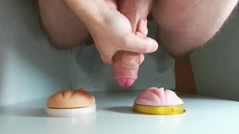 Snapshot of pude90 chatting on 10/08/25, 05:38 PuDe90 online show from 10/08/25, 05:38