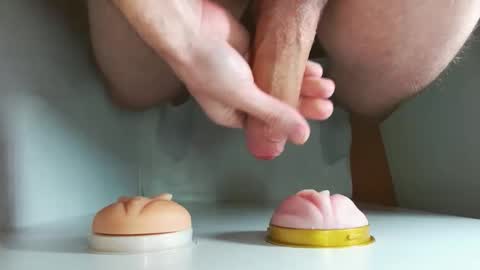 Snapshot of pude90 chatting on 10/14/25, 06:36 PuDe90 online show from 10/14/25, 06:36