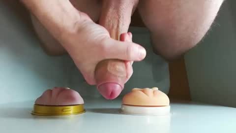 Snapshot of pude90 chatting on 10/30/25, 08:42 PuDe90 online show from 10/30/25, 08:42