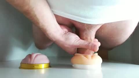 Snapshot of pude90 chatting on 01/06/26, 06:28 PuDe90 online show from 01/06/26, 06:28