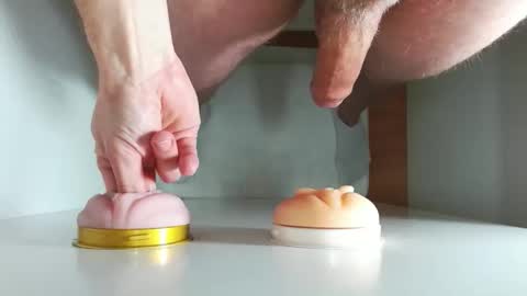 Snapshot of pude90 chatting on 01/15/26, 06:18 PuDe90 online show from 01/15/26, 06:18