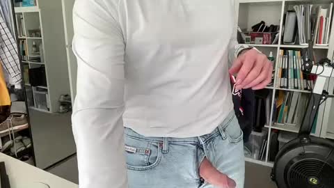 puffiest online show from 07/19/26, 04:05
