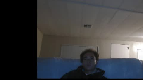 Snapshot of pufftropica chatting on 11/22/25, 02:21 pufftropica online show from 11/22/25, 02:21