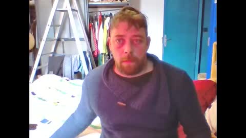 pug2222 online show from 01/09/25, 11:58