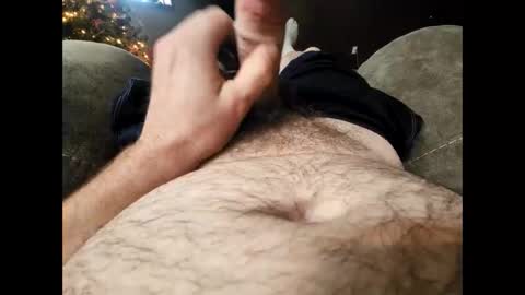 Snapshot of pullmywiener chatting on 12/16/25, 09:42 pullmywiener online show from 12/16/25, 09:42