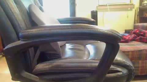 pulltoy1 online show from 04/21/26, 03:17