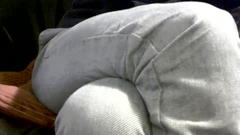 Snapshot of pumpkin3000 chatting on 01/23/25, 07:29 pumpkin3000 online show from 01/23/25, 07:29