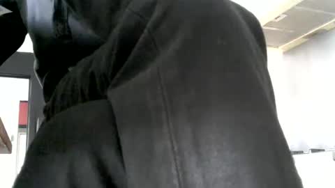 Snapshot of pumpkin3000 chatting on 12/20/25, 11:17 pumpkin3000 online show from 12/20/25, 11:17