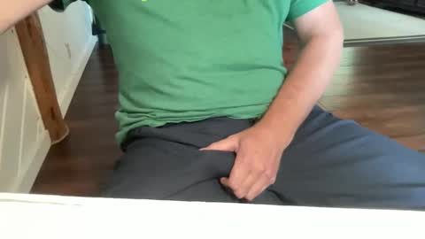 Snapshot of pumpui4u chatting on 11/03/25, 08:32 pumpui4u online show from 11/03/25, 08:32