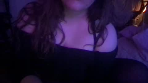 shy chub online show from 10/28/25, 12:03