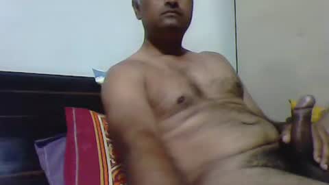 Snapshot of puneguyoncam chatting on 09/12/25, 04:12 puneguyoncam online show from 09/12/25, 04:12