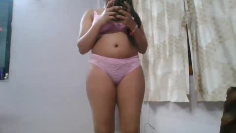 Snapshot of puneripiya chatting on 01/23/25, 04:15 sania 141414 online show from 01/23/25, 04:15