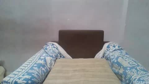 Snapshot of puneripiya chatting on 09/30/25, 10:04 sania 141414 online show from 09/30/25, 10:04