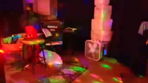 punkrunr083 online show from 09/17/25, 08:49