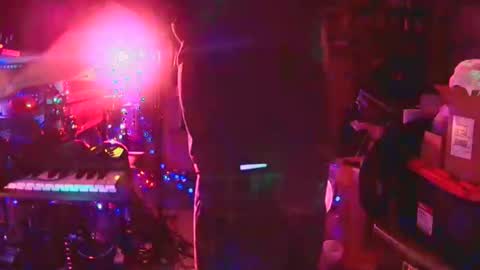 punkrunr083 online show from 04/24/26, 09:01