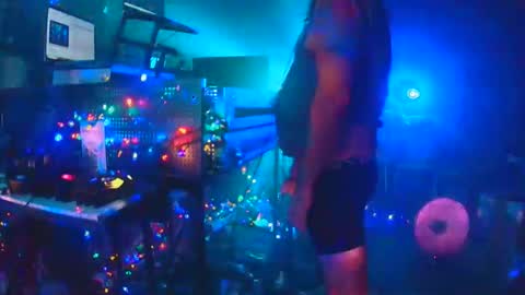 punkrunr083 online show from 05/03/26, 09:48