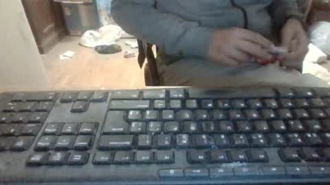 pup_y online show from 10/28/25, 06:06