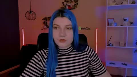 Snapshot of pure_radiance chatting on 05/17/26, 09:38 Ask me3 online show from 05/17/26, 09:38