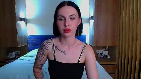 Snapshot of pure_temptation_j chatting on 07/15/26, 04:45 Julia online show from 07/15/26, 04:45