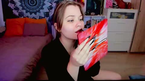 Snapshot of purehanna chatting on 12/01/25, 02:33 Miss Hanna online show from 12/01/25, 02:33