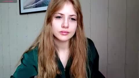 Snapshot of puremiraclealis chatting on 01/24/25, 09:06 Alicia online show from 01/24/25, 09:06