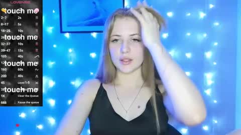 Snapshot of puremiraclealis chatting on 02/09/25, 04:29 Alicia online show from 02/09/25, 04:29