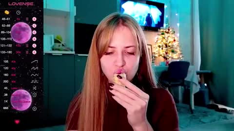 Snapshot of puremiraclealis chatting on 12/18/25, 12:33 Alicia online show from 12/18/25, 12:33