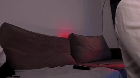 Marie online show from 11/14/25, 01:10