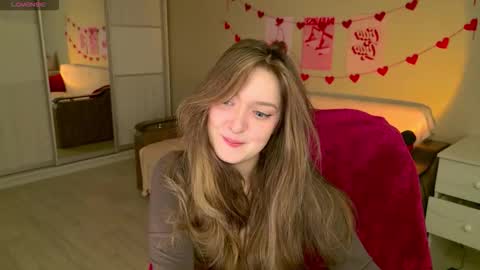 Snapshot of purple_averge chatting on 12/04/25, 05:39 Bella online show from 12/04/25, 05:39