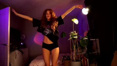 Sasha  wait you here 6 of November. will celebrate my B- day online show from 05/22/26, 06:46