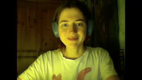 Snapshot of purple_cat55 chatting on 12/31/24, 05:18 purple_cat55 online show from 12/31/24, 05:18