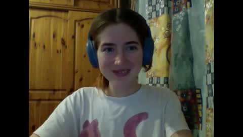 Snapshot of purple_cat55 chatting on 12/31/24, 08:23 purple_cat55 online show from 12/31/24, 08:23