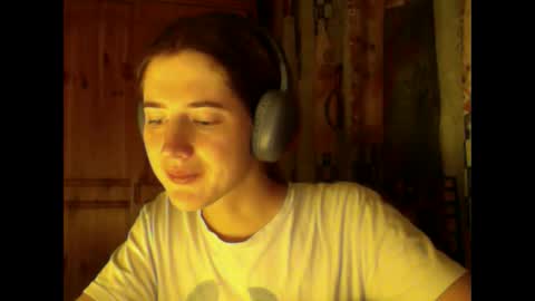 Snapshot of purple_cat55 chatting on 01/04/25, 08:37 purple_cat55 online show from 01/04/25, 08:37