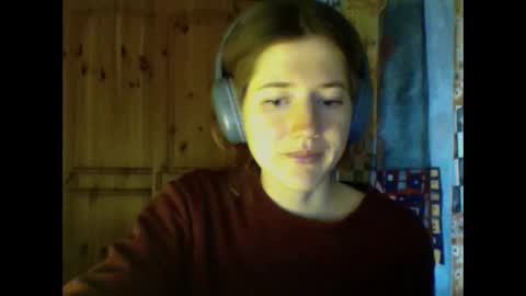 Snapshot of purple_cat55 chatting on 02/15/25, 11:06 purple_cat55 online show from 02/15/25, 11:06