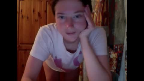 Snapshot of purple_cat55 chatting on 10/07/25, 09:50 purple_cat55 online show from 10/07/25, 09:50