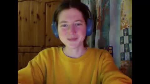 Snapshot of purple_cat55 chatting on 11/01/25, 09:50 purple_cat55 online show from 11/01/25, 09:50