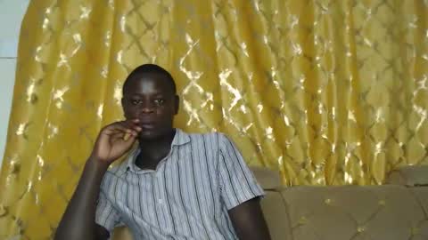 Snapshot of purple_hearts chatting on 02/20/26, 03:25 purple_hearts online show from 02/20/26, 03:25