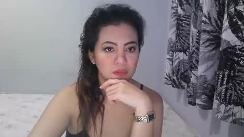 Athena online show from 01/11/26, 04:12