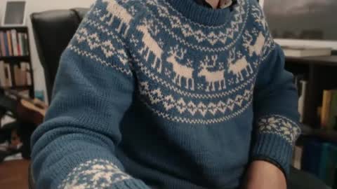 Snapshot of purplemountains chatting on 02/17/25, 04:26 Purple Mountains online show from 02/17/25, 04:26