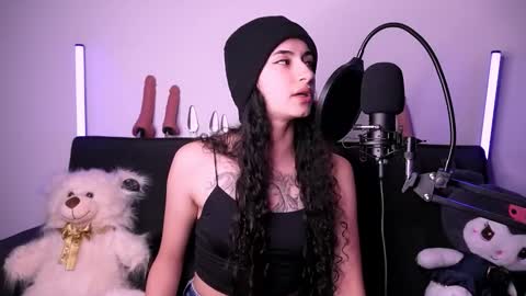 Alynn online show from 03/19/26, 02:04