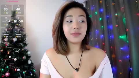 Snapshot of purrrfectmiko chatting on 12/15/24, 06:04 Miko online show from 12/15/24, 06:04