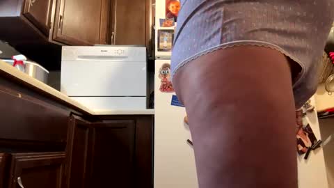 Snapshot of puss123176428 chatting on 12/12/24, 10:09 puss123176428 online show from 12/12/24, 10:09