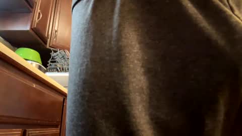 Snapshot of puss123176428 chatting on 12/18/24, 11:08 puss123176428 online show from 12/18/24, 11:08