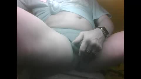 Snapshot of puss123176428 chatting on 12/22/24, 11:41 puss123176428 online show from 12/22/24, 11:41