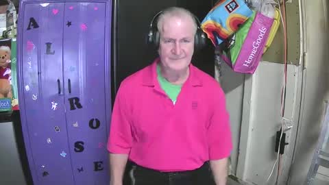 Mark online show from 01/09/25, 05:43